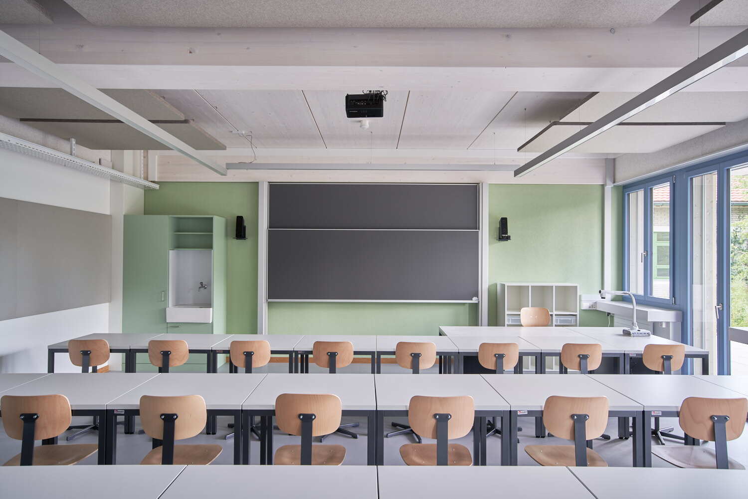 Zoom: 2134_schulhaus_buchsi_web_03.jpg
